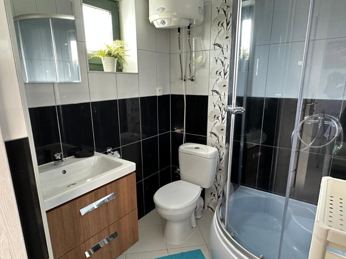 Domki I Apartamenty Mila Сарбиново Экстерьер фото